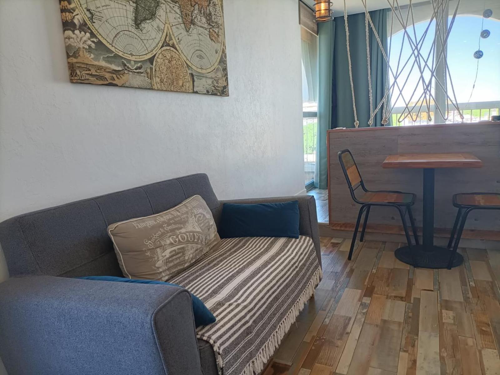 Le Sémaphore - studio climatisé, grande terrasse vue mer - parking, wifi La Grande-Motte Esterno foto